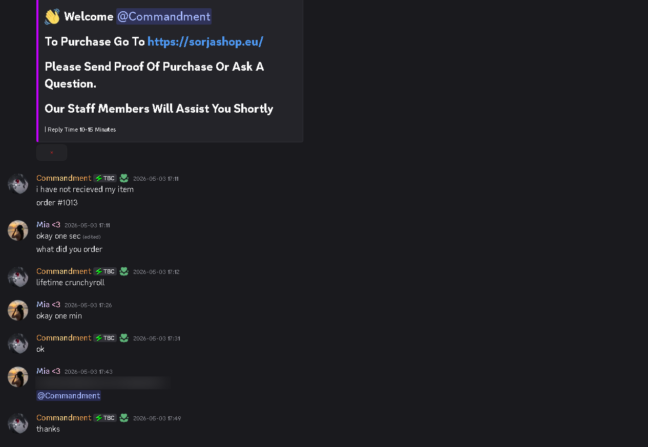 Customer chat — Lifetime Crunchyroll ticket resolved